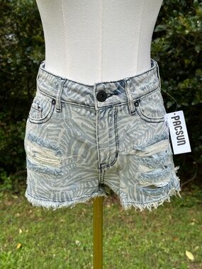 PACSUN Bullhead Women's Distressed Zebra Print Denim High Rise Shorts Vintage